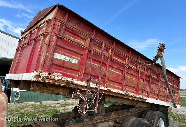 image for item OM9345 Tradewind  grain bed 