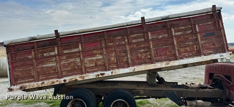 image for item OM9345 Tradewind  grain bed 