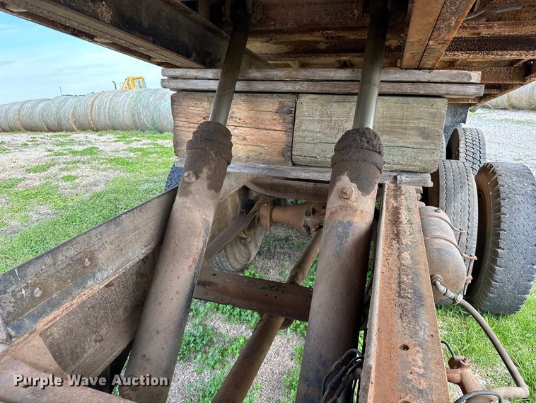 image for item OM9345 Tradewind  grain bed 