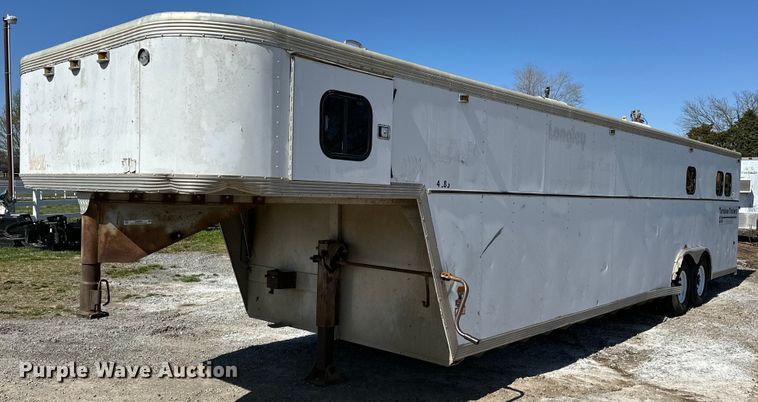 image for item OM9969 1993 Turnbow T4285 livestock trailer