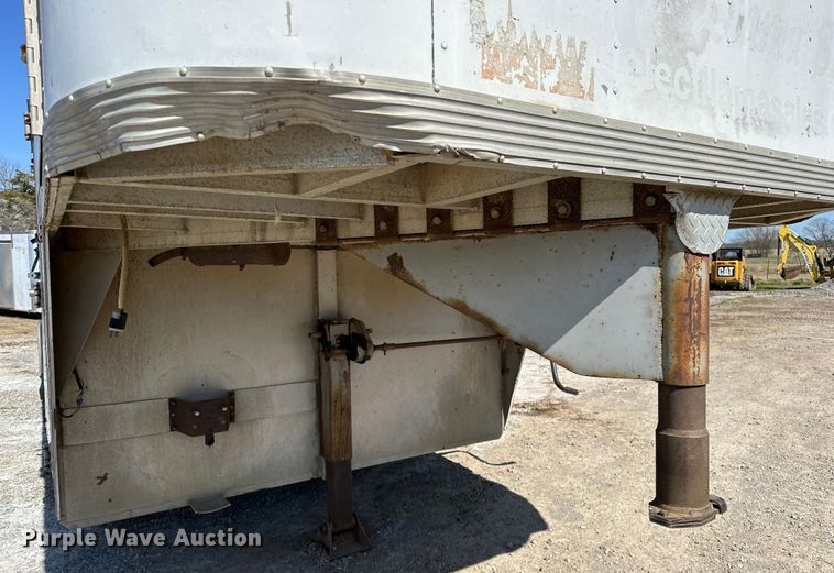 image for item OM9969 1993 Turnbow T4285 livestock trailer