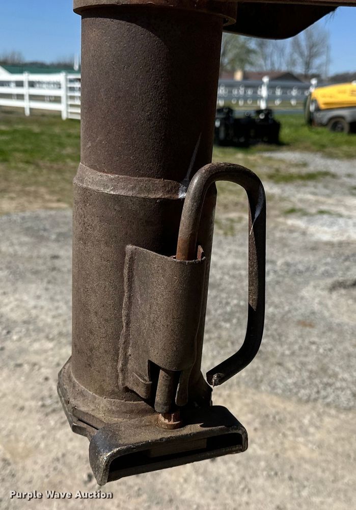 image for item OM9969 1993 Turnbow T4285 livestock trailer