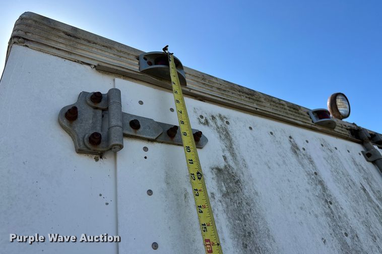 image for item OM9969 1993 Turnbow T4285 livestock trailer