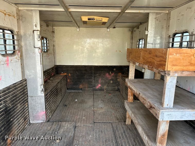 image for item OM9969 1993 Turnbow T4285 livestock trailer