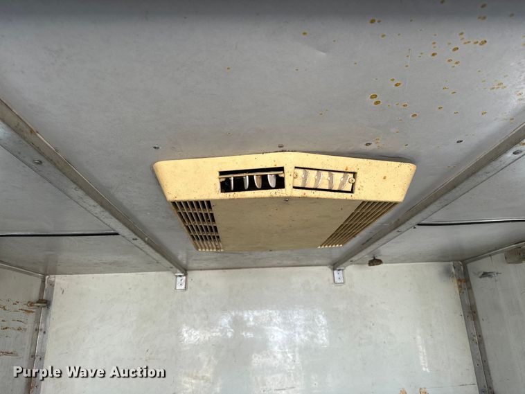 image for item OM9969 1993 Turnbow T4285 livestock trailer