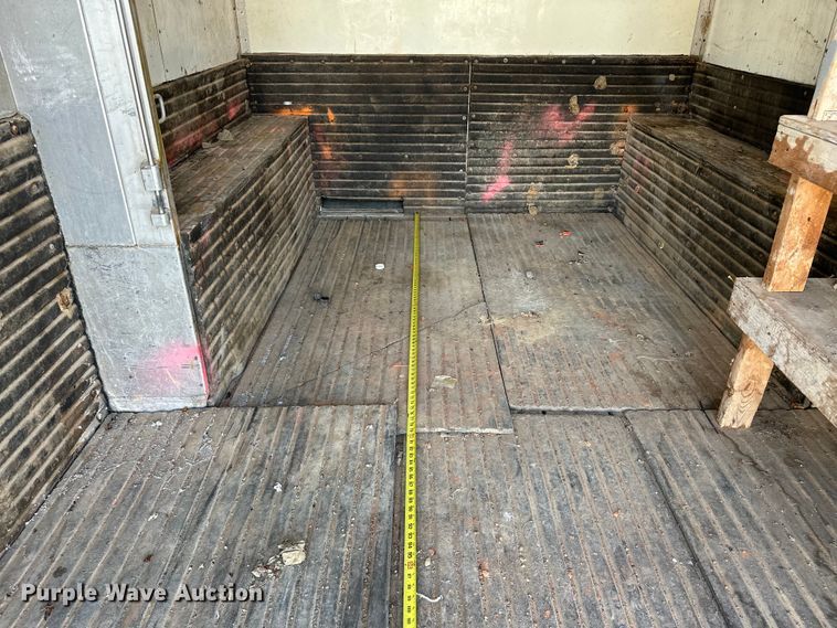 image for item OM9969 1993 Turnbow T4285 livestock trailer