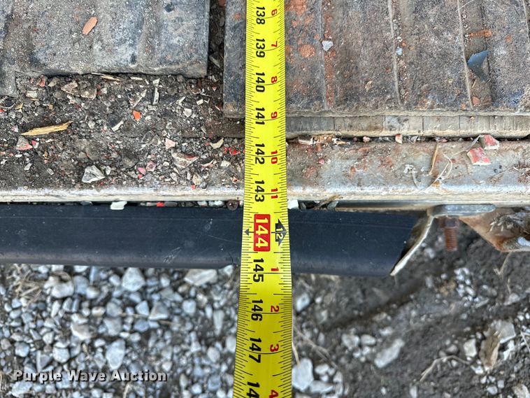 image for item OM9969 1993 Turnbow T4285 livestock trailer