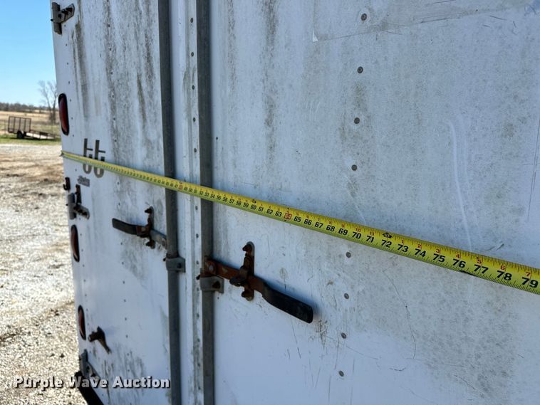 image for item OM9969 1993 Turnbow T4285 livestock trailer