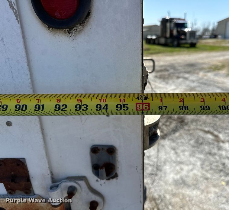 image for item OM9969 1993 Turnbow T4285 livestock trailer