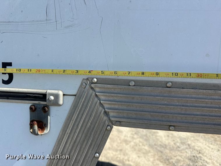 image for item OM9969 1993 Turnbow T4285 livestock trailer