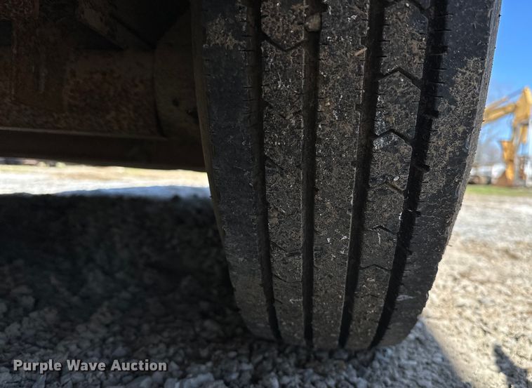 image for item OM9969 1993 Turnbow T4285 livestock trailer