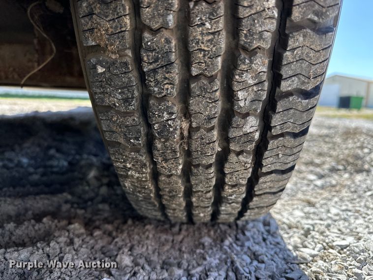 image for item OM9969 1993 Turnbow T4285 livestock trailer