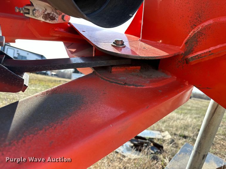 image for item OM9989 2023 Kubota  DM2028 disc mower