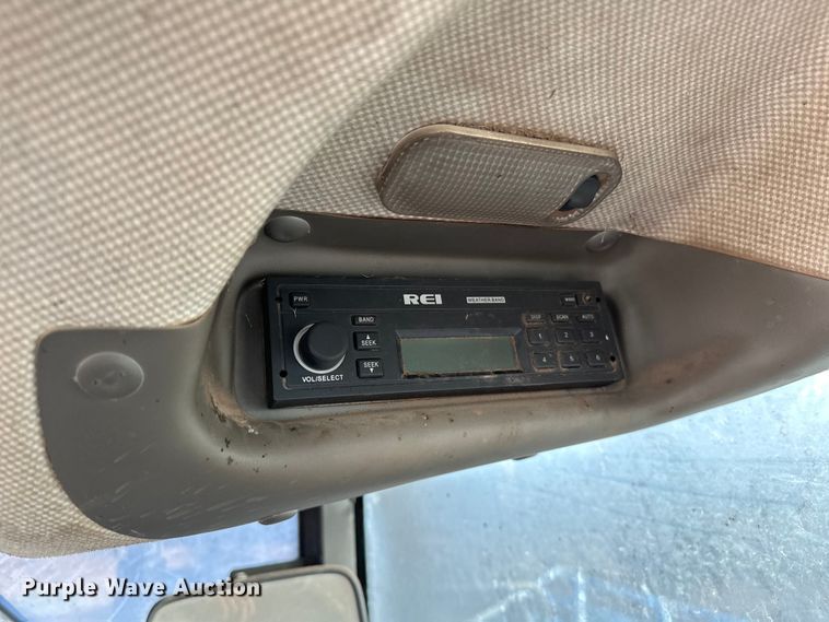 image for item OM9991 2009 Case IH Farmall 95 MFWD tractor