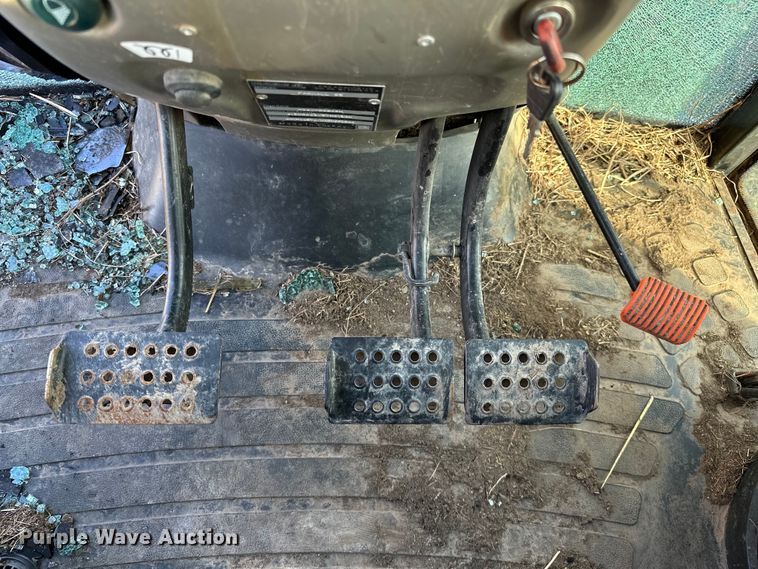 image for item OM9991 2009 Case IH Farmall 95 MFWD tractor