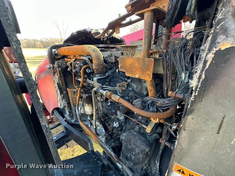 image for item OM9991 2009 Case IH Farmall 95 MFWD tractor