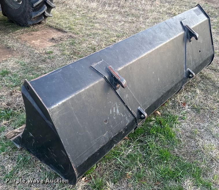 image for item OM9991 2009 Case IH Farmall 95 MFWD tractor