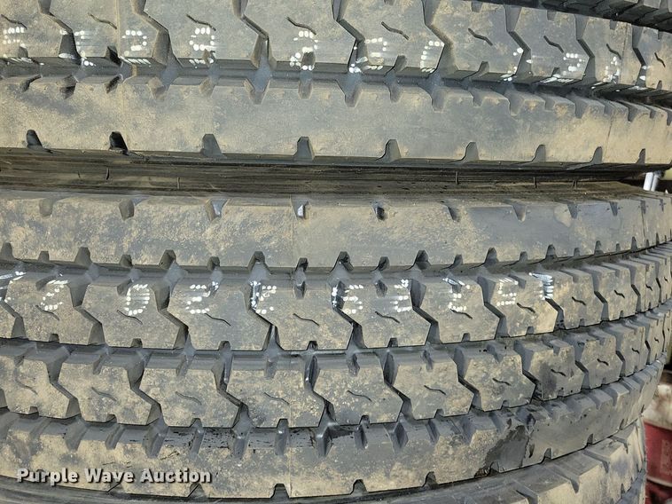 image for item DG0442 (8) Yokohama 11R22.5 tires
