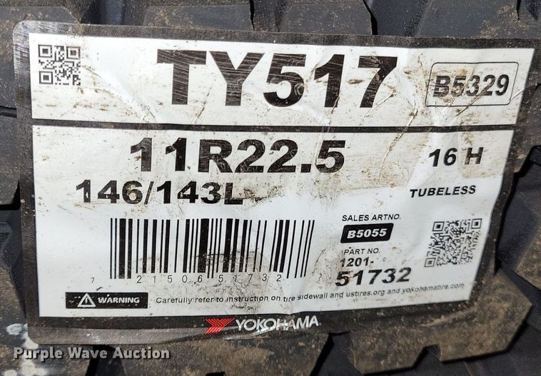 image for item DG0442 (8) Yokohama 11R22.5 tires
