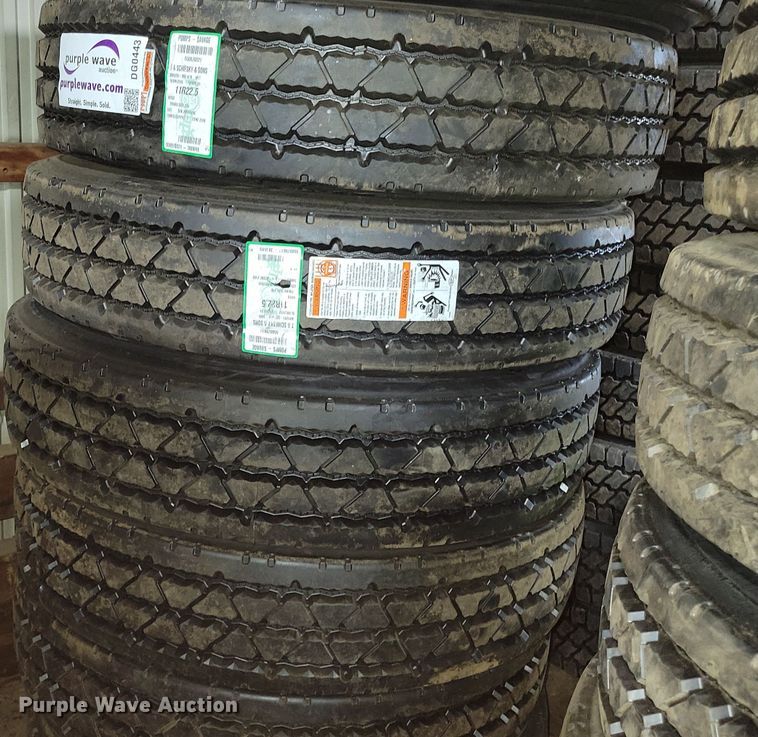 image for item DG0443 (8) 11R22.5 tires