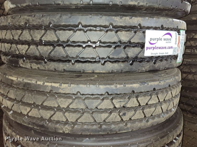 image for item DG0443 (8) 11R22.5 tires