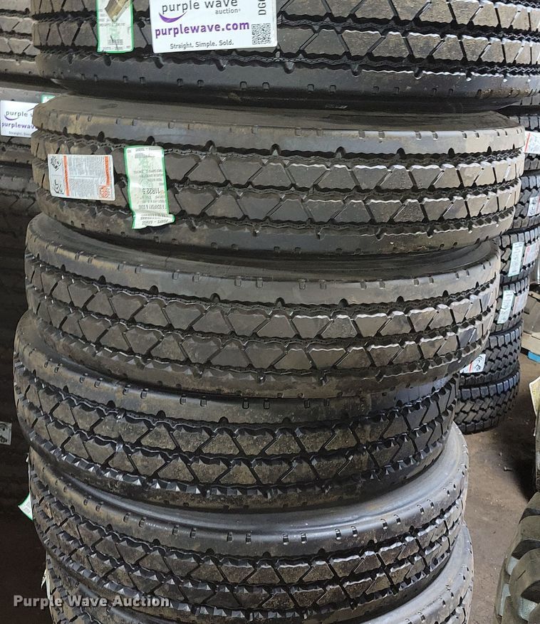 image for item DG0445 (8) tires