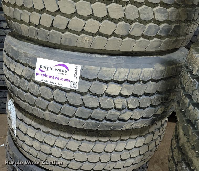 image for item DG0448 (4) Goodyear G296 385/65R22.5 tires