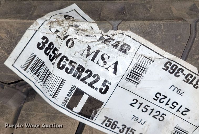 image for item DG0448 (4) Goodyear G296 385/65R22.5 tires