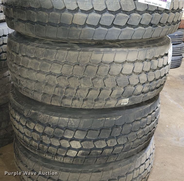 image for item DG0451 (4) Goodyear G296 385/65R22.5 tires