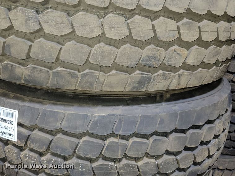 image for item DG0451 (4) Goodyear G296 385/65R22.5 tires