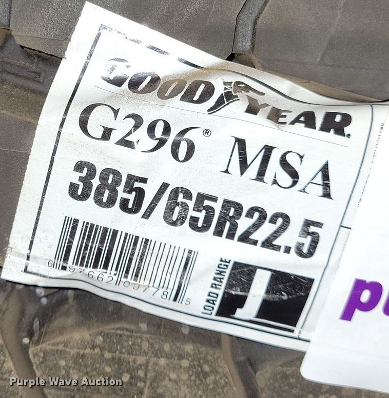 image for item DG0451 (4) Goodyear G296 385/65R22.5 tires