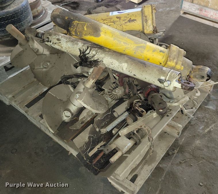 image for item DG0455 Paver parts