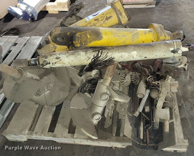 image for item DG0455 Paver parts