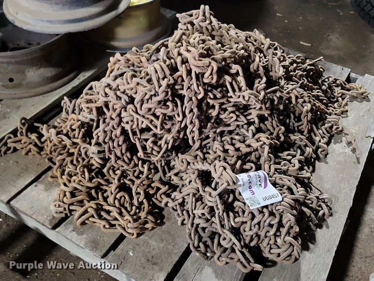 image for item DG0457 Tire chains