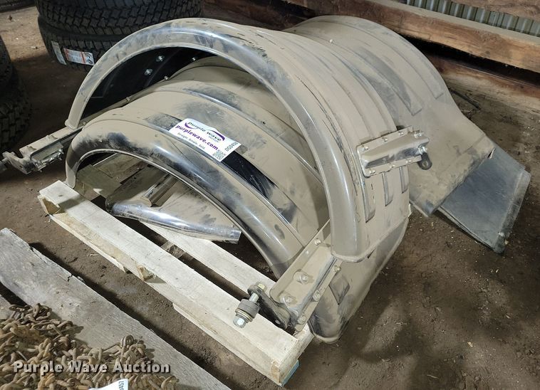 image for item DG0458 (4) fenders