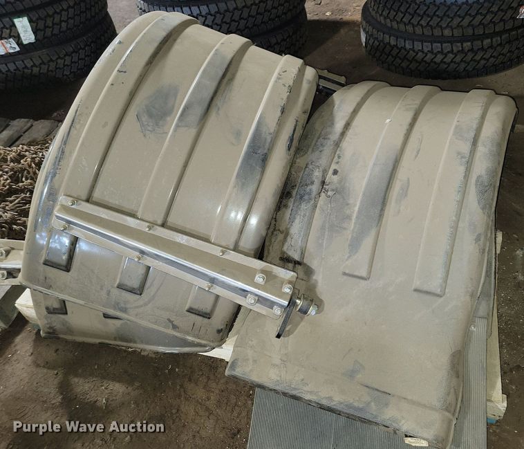 image for item DG0458 (4) fenders