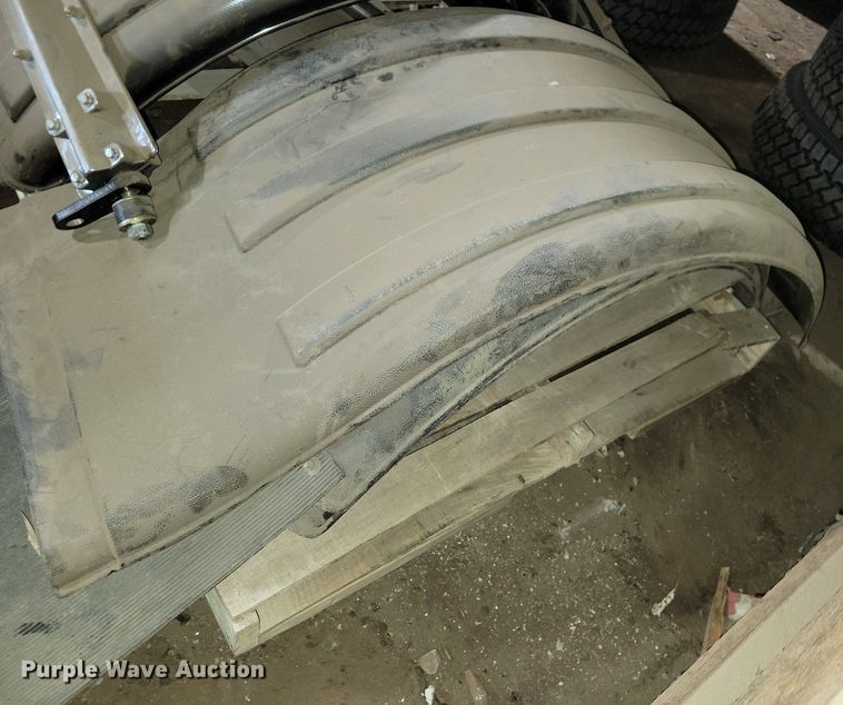 image for item DG0458 (4) fenders