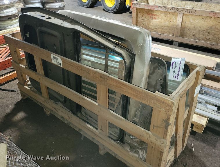 image for item DG0459 Ford  Louisville truck parts