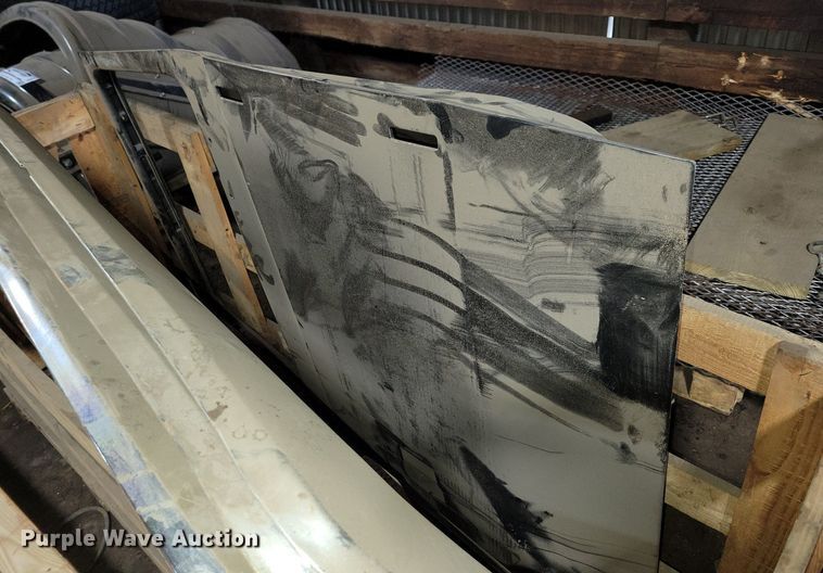 image for item DG0459 Ford  Louisville truck parts