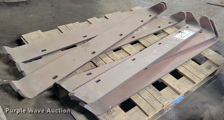 image for item DG0466 (6) Boss VXT V snow plow parts