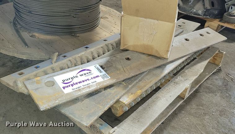 image for item DG0471 Motor grader parts