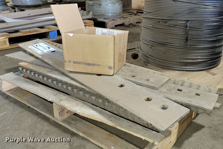 image for item DG0471 Motor grader parts