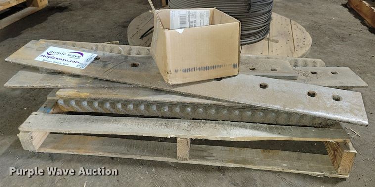 image for item DG0471 Motor grader parts