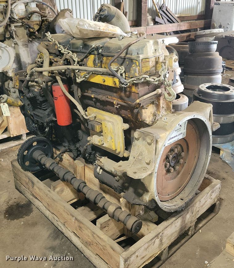 image for item DG0480 Caterpillar C12 engine