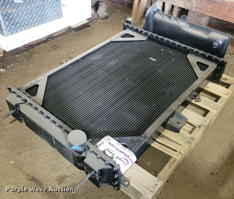 image for item DG0482 Kenworth T800 radiator