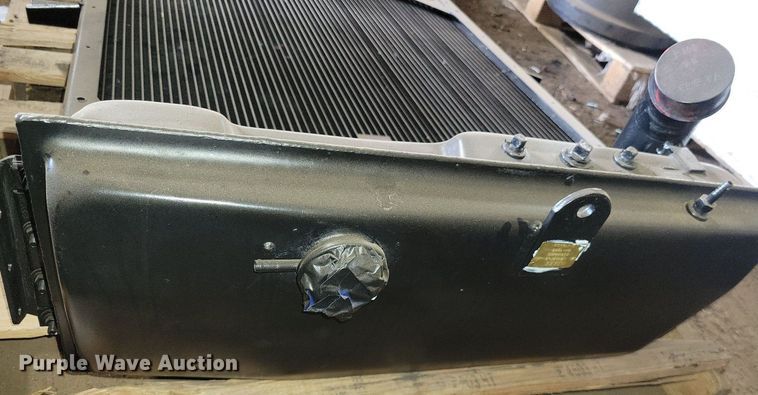 image for item DG0482 Kenworth T800 radiator