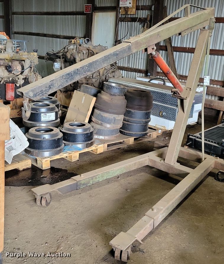 image for item DG0484 Engine hoist