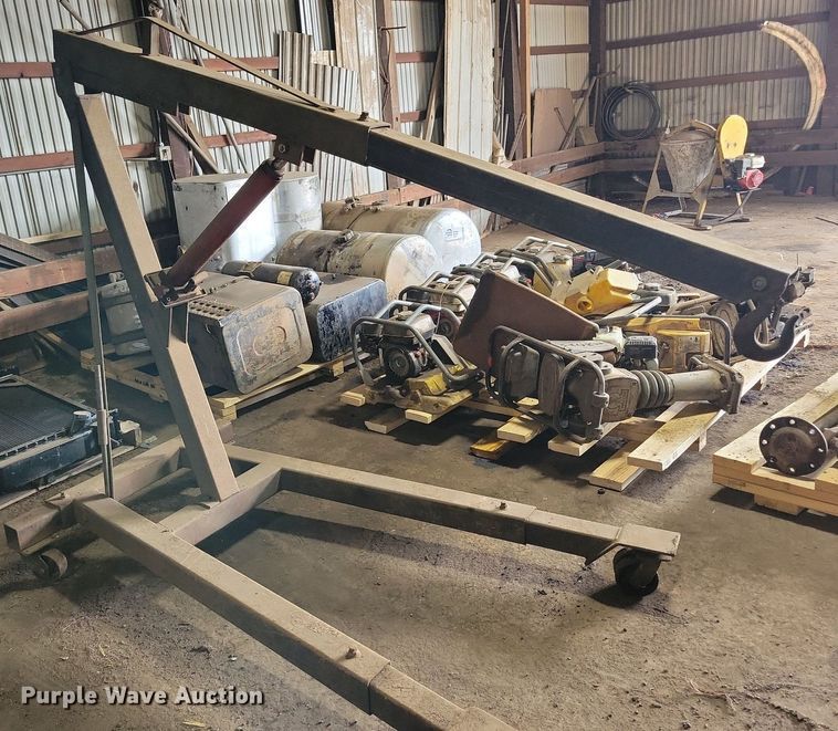 image for item DG0484 Engine hoist