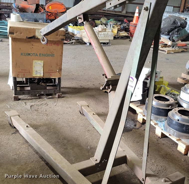 image for item DG0484 Engine hoist