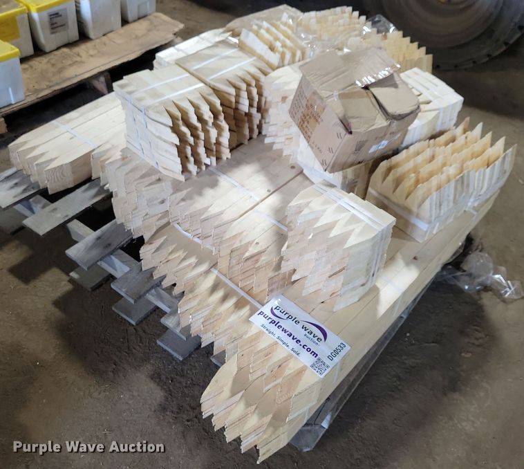 image for item DG0533 Grade stakes